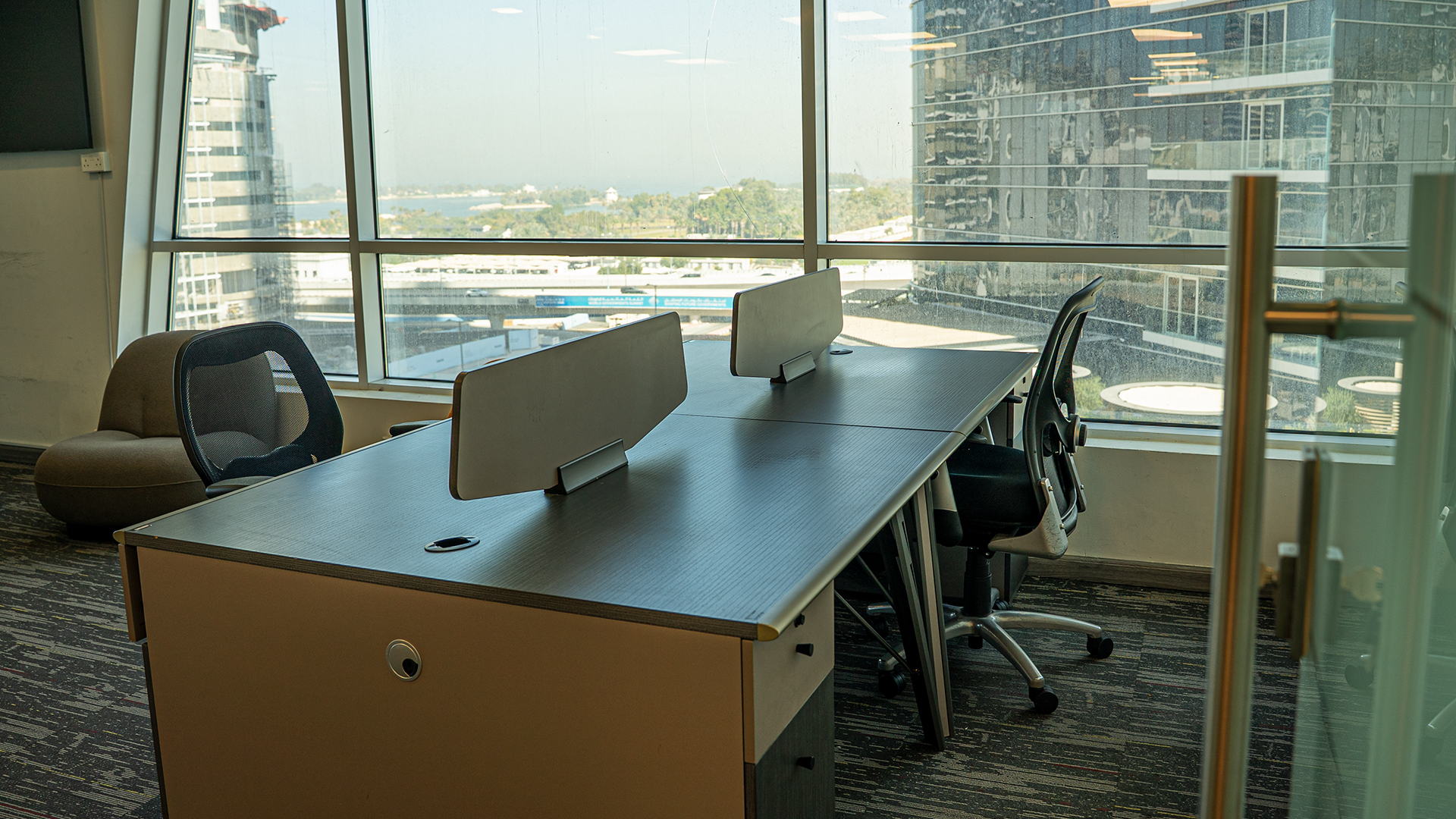 Co-working lounge